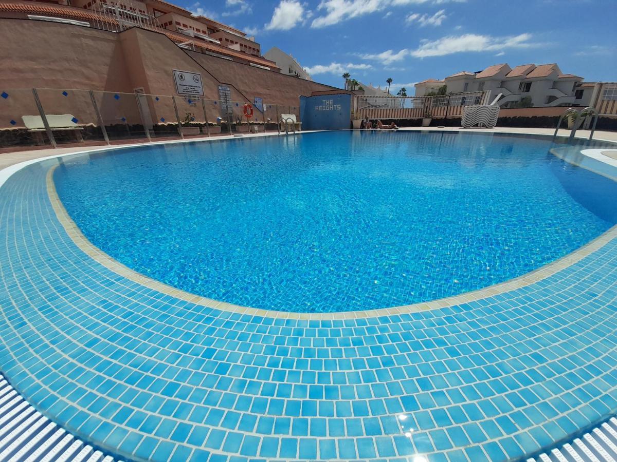 The Heights Deluxe Apartamento Arona  Exterior foto