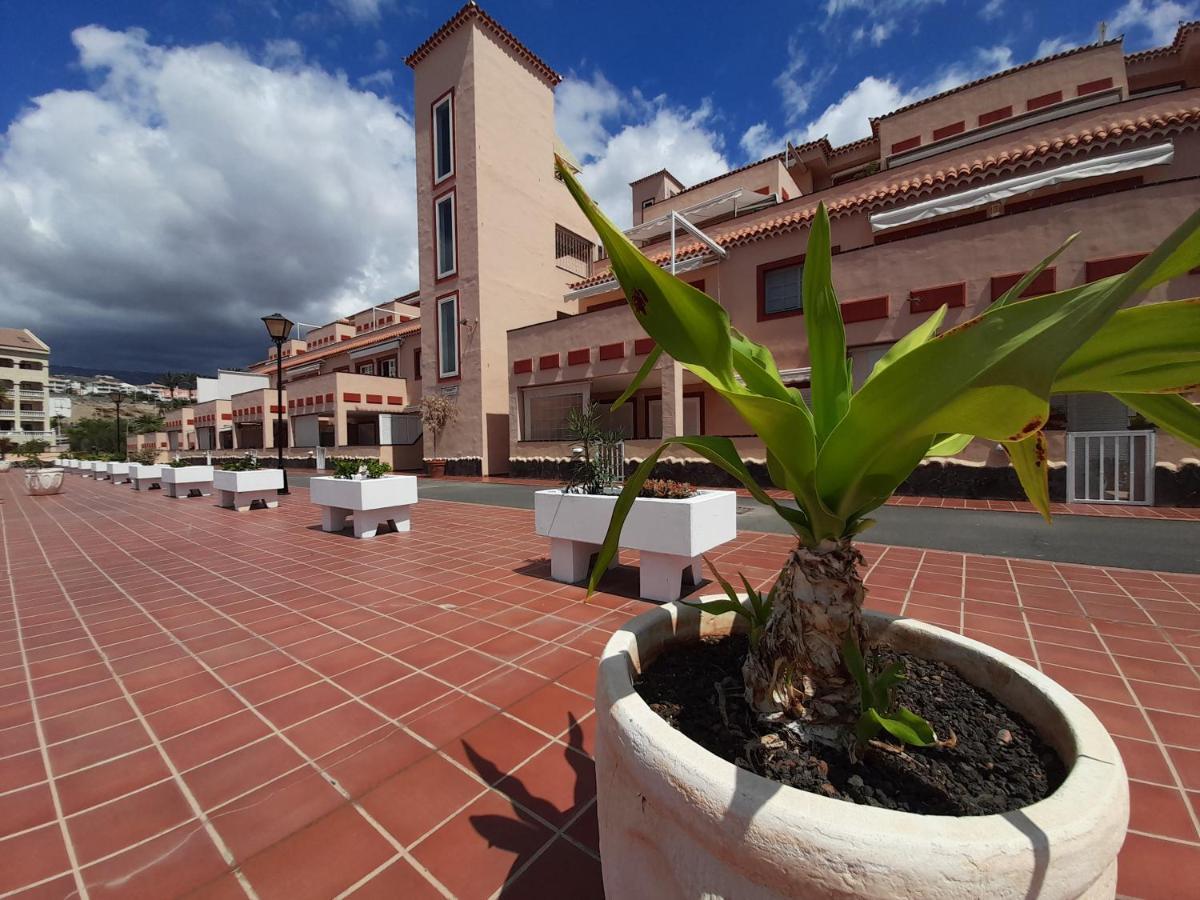 The Heights Deluxe Apartamento Arona  Exterior foto